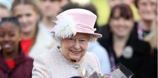 Британские правила этикета, обязательные даже для королевы (14 фото)