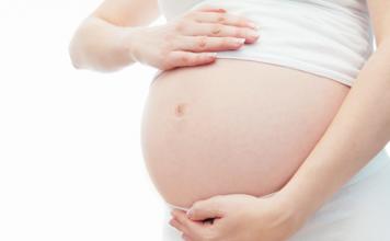 Когда возникает резус-конфликт при беременности, чем он опасен и как избежать осложнений?